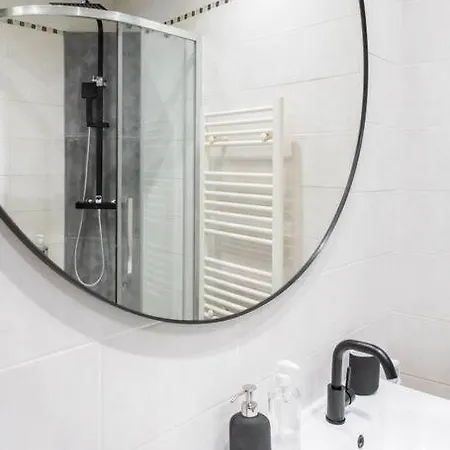 Apartment L7 5mins Walk Old Town 3 Ac Wifi